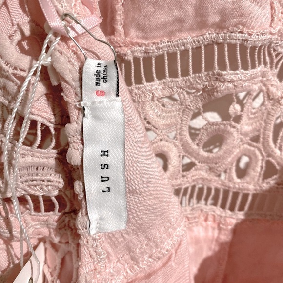 NEW- LUSH- Adorable Romper NWT Blush Color Size Small - Picture 7 of 8